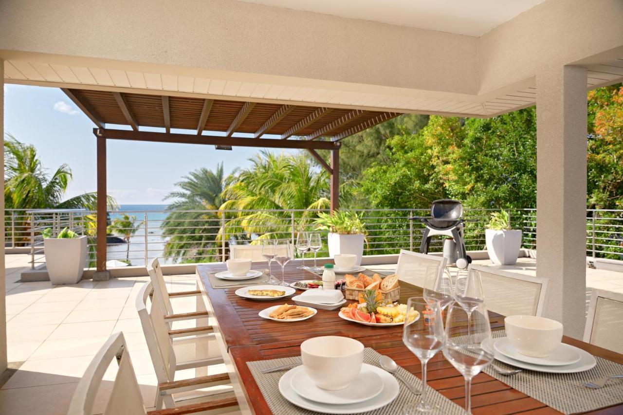 Bon Azur Beachfront Suites & Penthouses With Lov Тро-о-Біше Екстер'єр фото