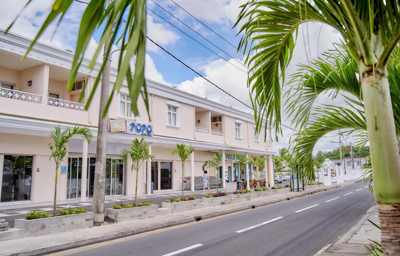 Bon Azur Beachfront Suites & Penthouses With Lov Тро-о-Біше Екстер'єр фото
