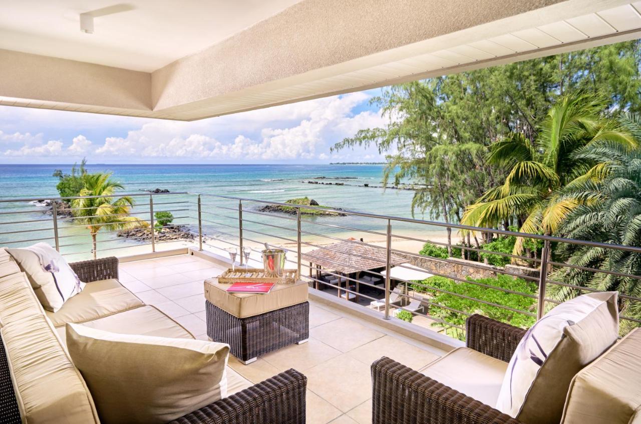 Bon Azur Beachfront Suites & Penthouses With Lov Тро-о-Біше Екстер'єр фото
