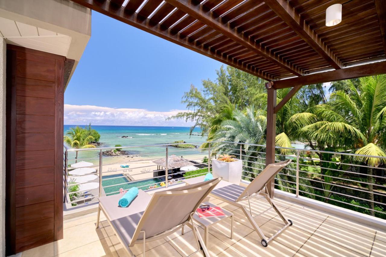 Bon Azur Beachfront Suites & Penthouses With Lov Тро-о-Біше Екстер'єр фото